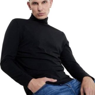 PLAYERA CUELLO ALTO MANGA LARGA NEGRO D.E.E.P SELECTION