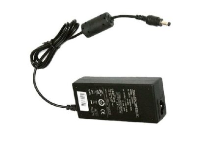 ADAPTADOR P/COMPUTADORA PORTATI