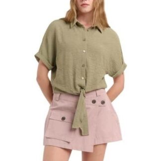 BLUSA ANUDADA CON ESTAMPADO VERDE OLIVO HOLLY LAND