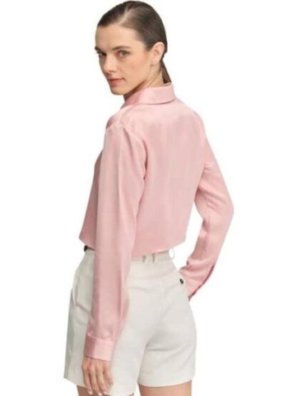 BLUSA CROP SATINADA PALO DE ROSA HOLLY LAND - Image 5