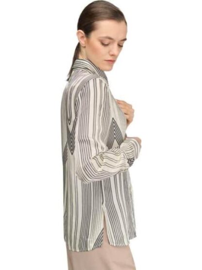 BLUSA SATINADA RAYAS BEIGE HOLLY LAND - Image 5
