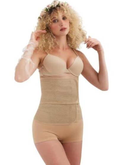 FAJA DAMA NUDE LOVE TO LOUNGE