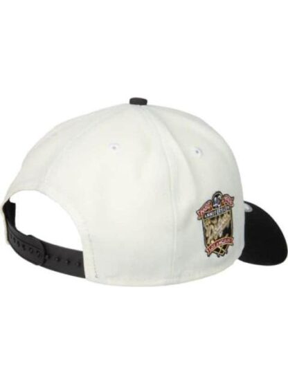 GORRA 940AF LOSDODCO 40TH CHR BLK BEIGE NEW ERA CAP - Image 3