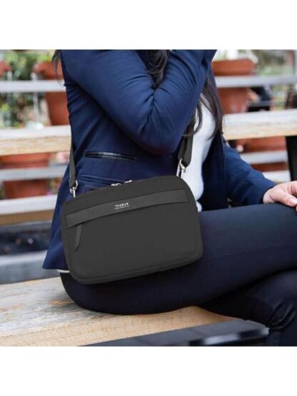 NEWPORT CROSSBODY POUCH BLACK - Image 7