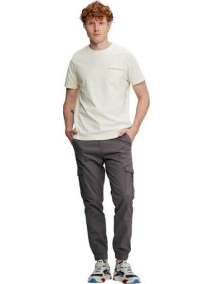 PANTALON BOLSAS DIAGONALES GRIS NEXT CO