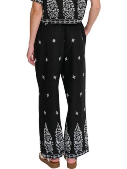 PANTALON BORDADO NEGRO HOLLY LAND - Image 6