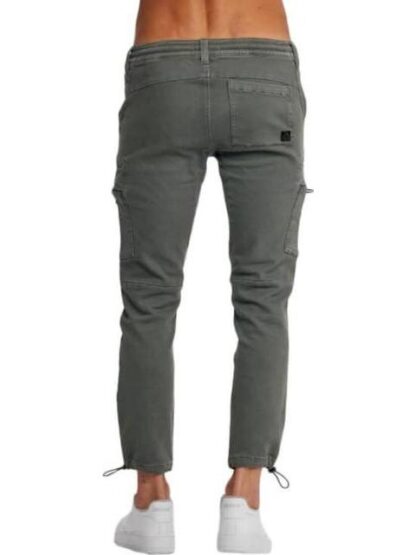 PANTALON CARGO GRIS ARRIBA DE LA MONTANA - Image 2