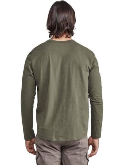PLAYERA BASICA MANGA LARGA CUELLO REDONDO VERDE OLIVO NEXT CO - Image 2