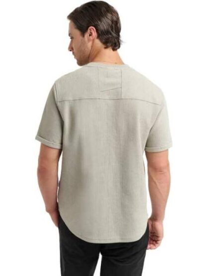 PLAYERA PLAYAERA CON PRINT LOCALIZADO VERDE D.E.E.P SELECTION - Image 3
