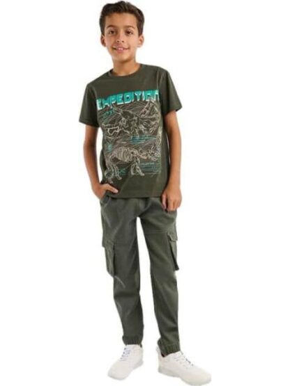 PLAYERA PLAYERA APLICACIONES VERDE OLIVO NEXT CO