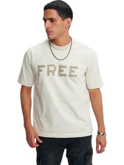 PLAYERA PRINT LOCALIZADO MANGA CORTA BEIGE HARD SODA - Image 3