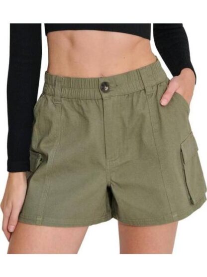 SHORT DE GABARDINA CON BOLSAS CARGO VERDE OLIVO HOLLY LAND - Image 3