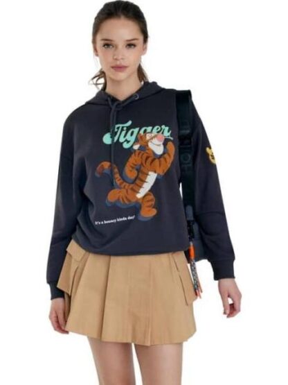 SUDADERA DAMA NEGRO WINNIE THE POOH - Image 2