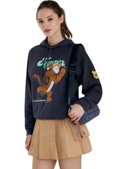SUDADERA DAMA NEGRO WINNIE THE POOH - Image 4