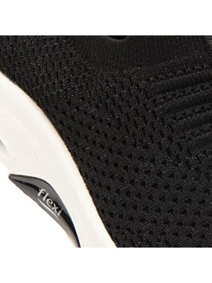 TENIS SLIP ON NEGRO FLEXI - Image 6