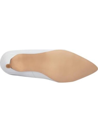 ZAPATILLA CHAROL TACON MEDIO BEIGE YAELI - Image 4