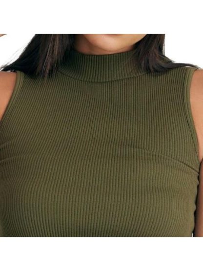 TOP SIN MANGAS VERDE OLIVO HOLLY LAND - Image 5