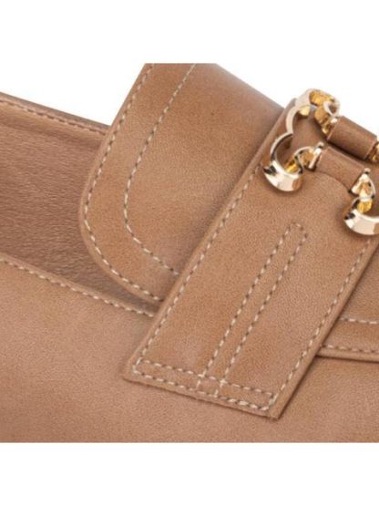 MOCASIN CON HERRAJE CAMEL SHOSH - Image 6