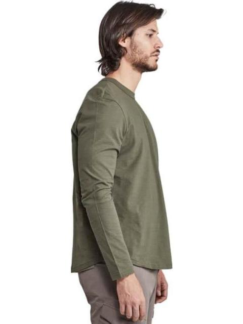 PLAYERA BASICA MANGA LARGA CUELLO REDONDO VERDE OLIVO NEXT CO - Image 3