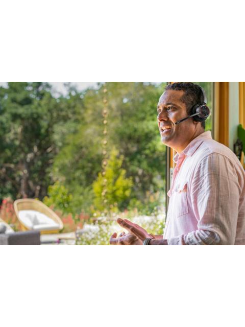 POLY AUDIFONOS VOYAGER 4320 CON BASE BLUETOOTH INALAMBRICO NEGRO - Image 5