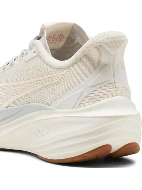 TENIS PARA CORRER DARTER PRO ARCHIVE BEIGE PUMA - Image 6