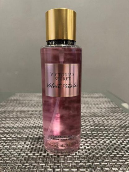 VICTORIAS SECRET VELVET PETALS BODY MIST 250 ML PARA MUJER - Image 6