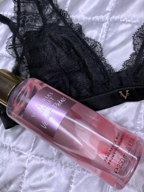 VICTORIAS SECRET VELVET PETALS BODY MIST 250 ML PARA MUJER - Image 8