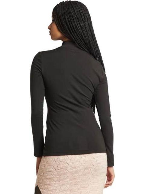 PLAYERA CUELLO ALTO NEGRO HOLLY LAND - Image 3