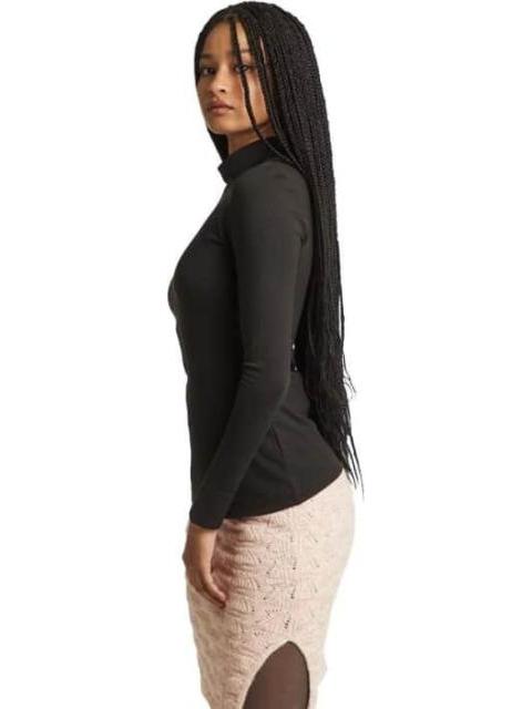 PLAYERA CUELLO ALTO NEGRO HOLLY LAND - Image 4