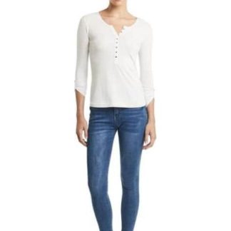 PLAYERA MANGA LARGA BLANCO HOLLY LAND