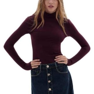 PLAYERA MANGA LARGA VINO HOLLY LAND