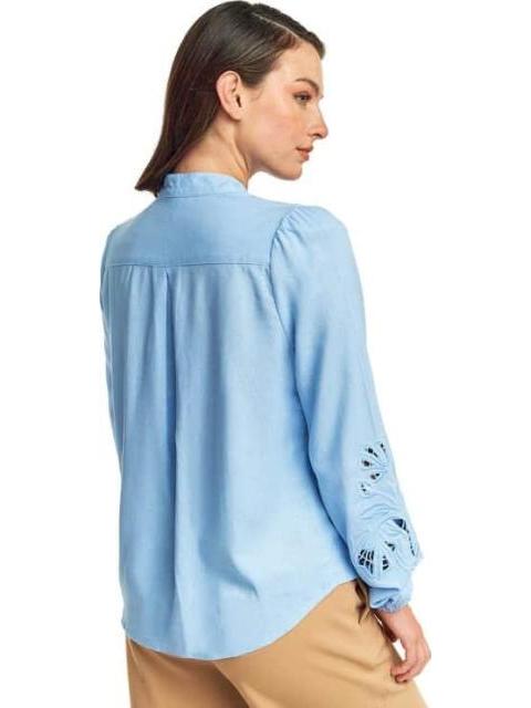 CAMISA BORDADA AZUL HOLLY LAND - Imagen 3