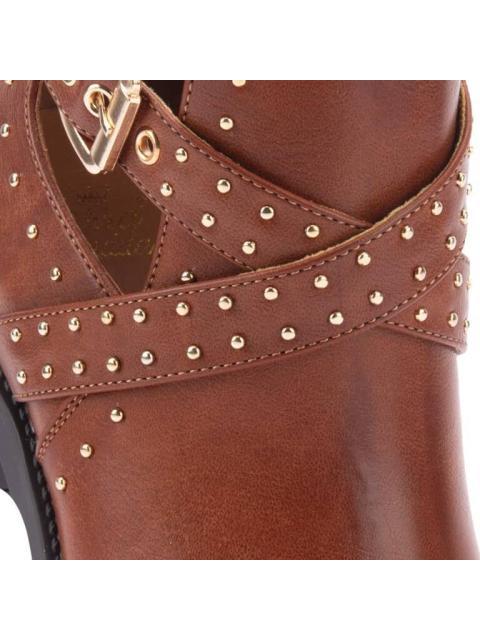 BOTA CASUAL CON ESTOPEROLES COGNAC TIERRA BENDITA - Imagen 6