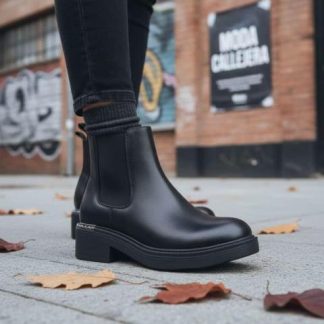 BOTA CHELSEA PLACA NEGRO TIERRA BENDITA