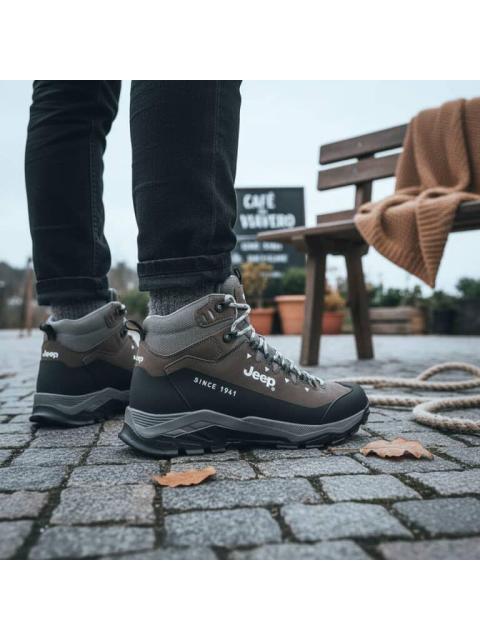 BOTIN HIKER ANTIDERRAPANTE GRIS JEEP