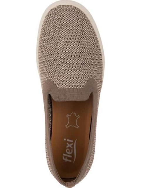 CALZADO SLIP ON GRECYA BALLERINA TAUPE FLEXI - Imagen 3