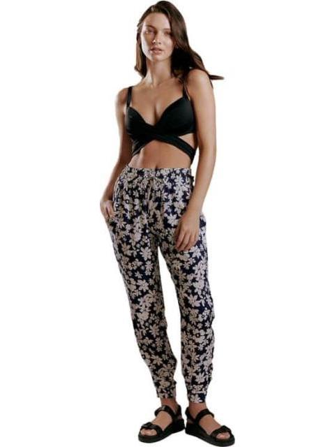 PANTALON JOGGER ESTAMPADO FLOREADO HOLLY LAND - Imagen 5