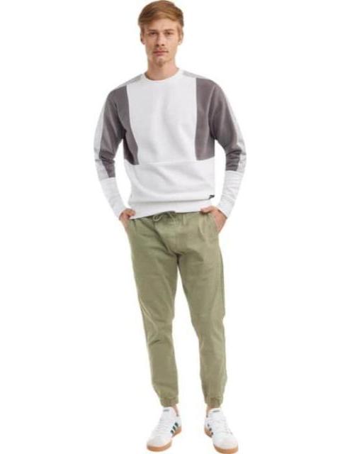 PANTALON JOGGER BASICO VERDE OLIVO NEXT CO