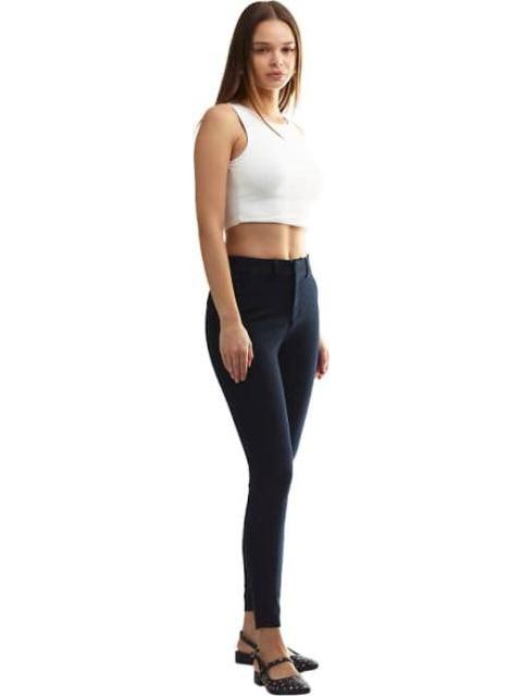 PANTALON STRETCH AZUL MARINO HOLLY LAND - Imagen 2