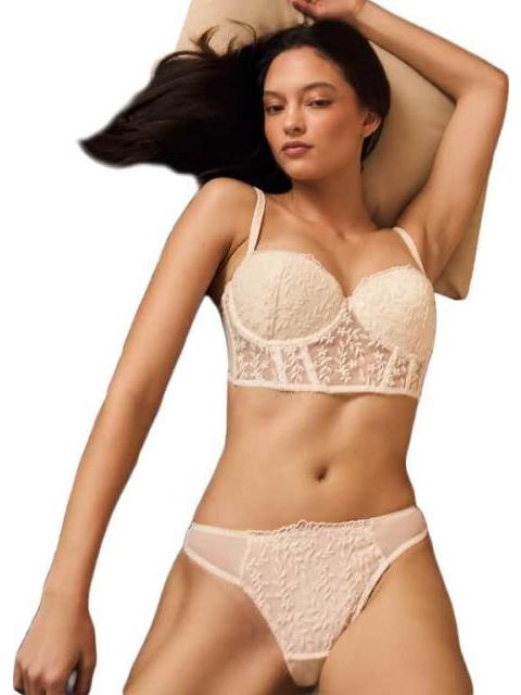 PANTY TIPO BRAZILIAN CREMA CARNIVAL
