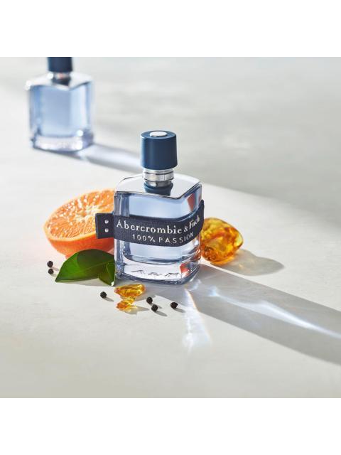 PERFUME ABERCROMBIE & FITCH 100% PASSION EDT 100 ML HOMBRE AMADERADO - Imagen 3