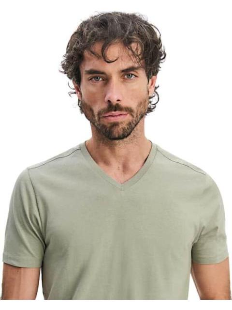 PLAYERA BASICA MANGA CORTA CUELLO V VERDE NEXT CO - Imagen 3