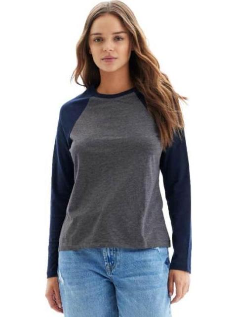 PLAYERA CASUAL AZUL MARINO HOLLY LAND - Imagen 2