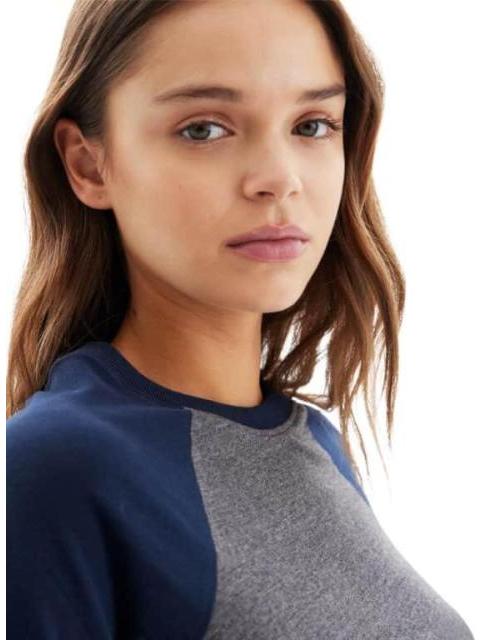 PLAYERA CASUAL AZUL MARINO HOLLY LAND - Imagen 4
