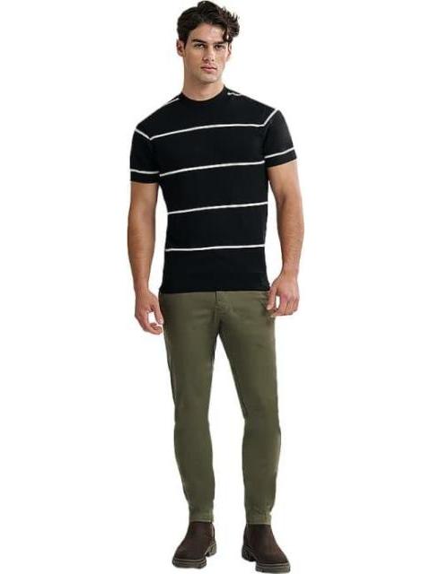 PLAYERA CUELLO REDONDO NEGRO NEXT CO
