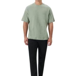 PLAYERA CUELLO REDONDO VERDE PISTACHE HARD SODA
