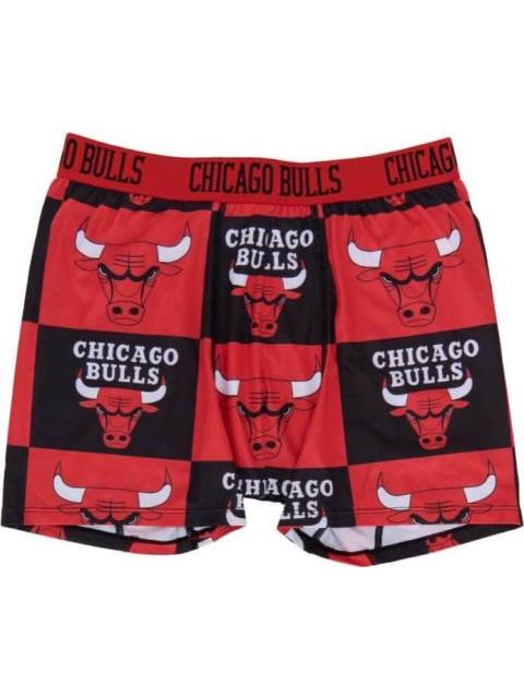 SET DE ROPA INTERIOR BOXER MAS 2 PARES DE CALCETINES ROJO NBA - Imagen 2
