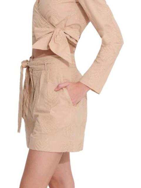 SHORT BORDADO CAMEL HOLLY LAND - Imagen 2