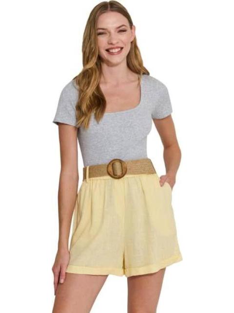 SHORT DE LINO CON CINTURON DE PAJA AMARILLO HOLLY LAND - Imagen 3