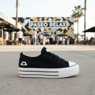 TENIS MICKEY CHOCLO NEGRO MICKEY MOUSE